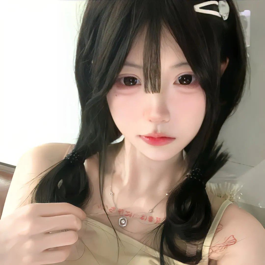 尤莉亚老师的红线
